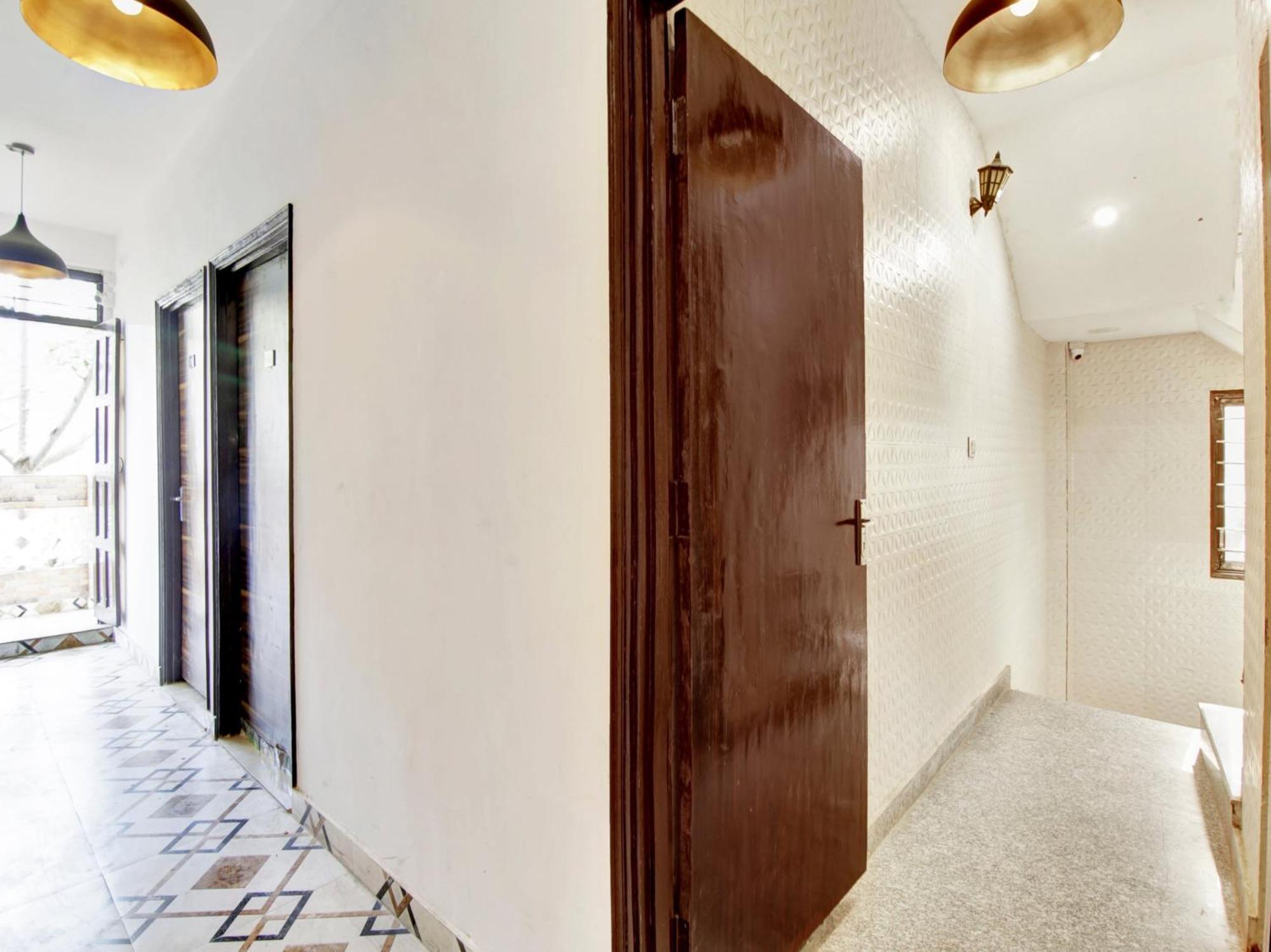 ניו דלהי Hotel O Kailash Inn מראה חיצוני תמונה