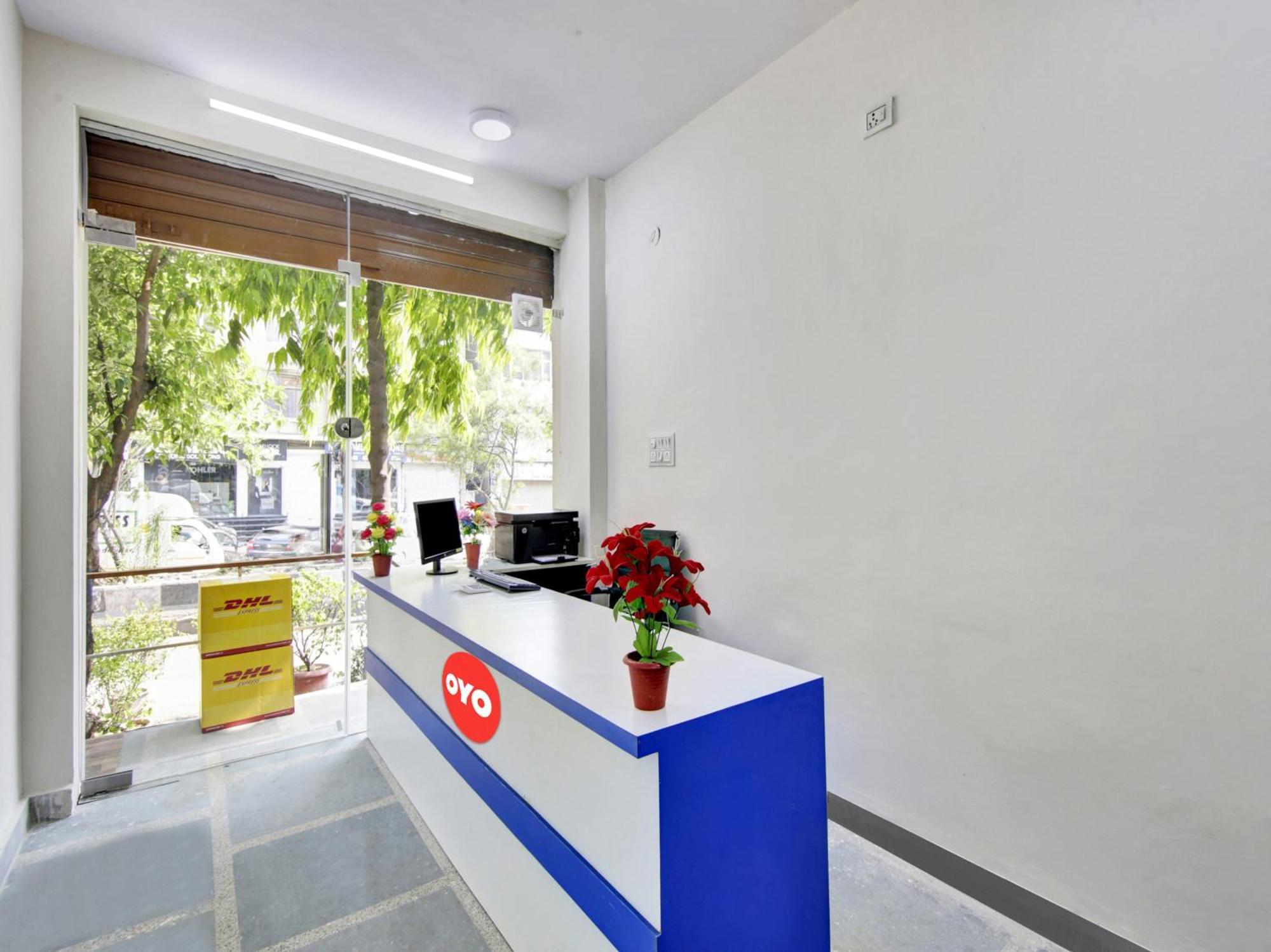 ניו דלהי Hotel O Kailash Inn מראה חיצוני תמונה